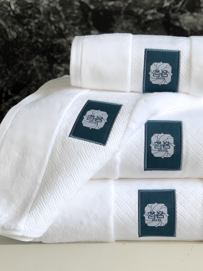 Hand towel