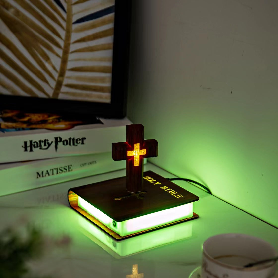 Anti-Gravity Black Technology Lamp