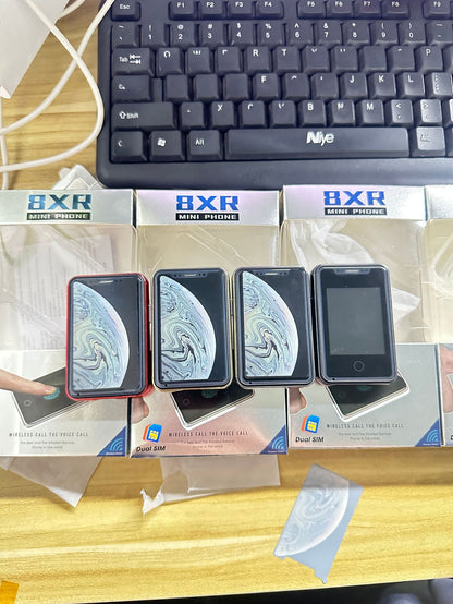 8XR هاتف محمول صغير للغاية بشاشة تعمل باللمس مقاس 1.77 بوصة