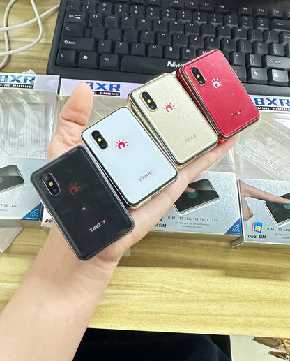8XR هاتف محمول صغير للغاية بشاشة تعمل باللمس مقاس 1.77 بوصة